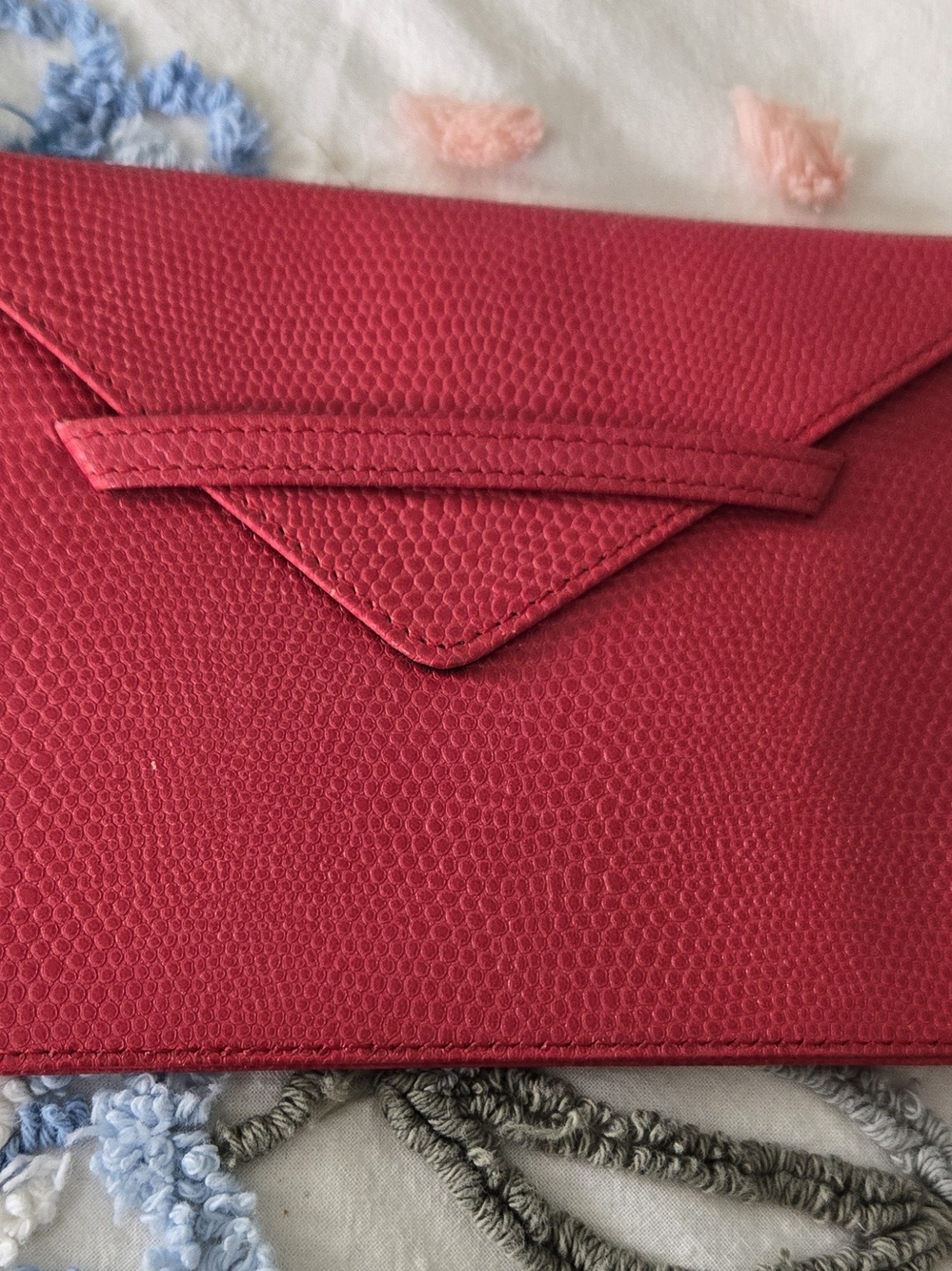 AMI Envelope Textured Clutch in Raspberry